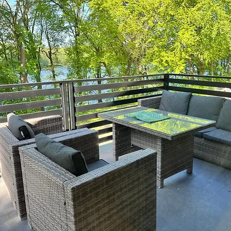 Hébergement de vacances Jaromierz Dom Nad Jeziorem