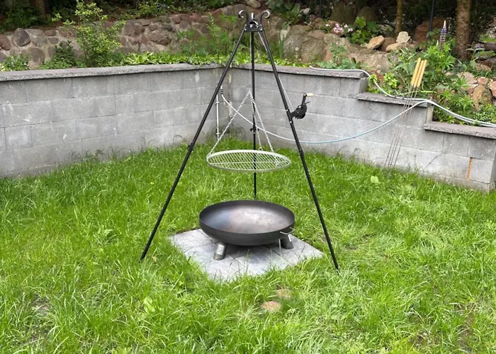 Jaromierz Dom Nad Jeziorem 度假居